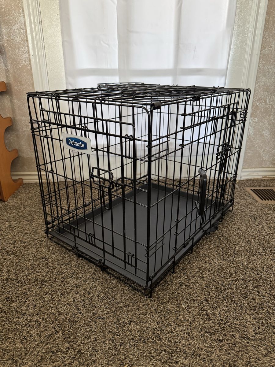 Petmate 2-Door Collapsible Metal Wire Dog Crate with Removable Pan