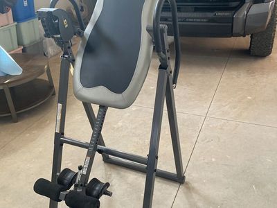 Innova Inversion Table