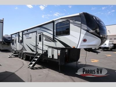 Used 2021 Heartland Cyclone 4270