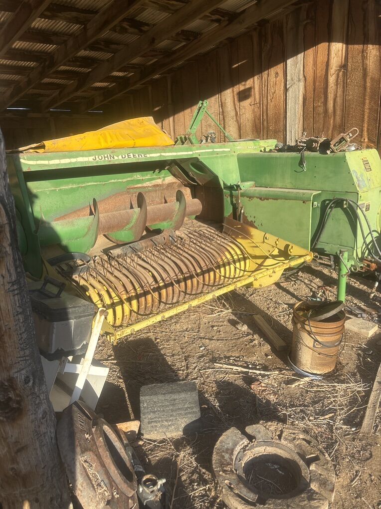 John Deer Baler