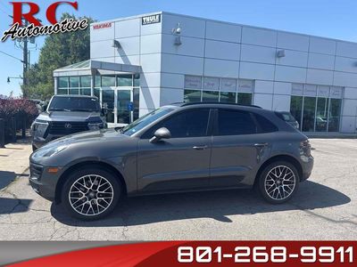 2017 Porsche Macan Base