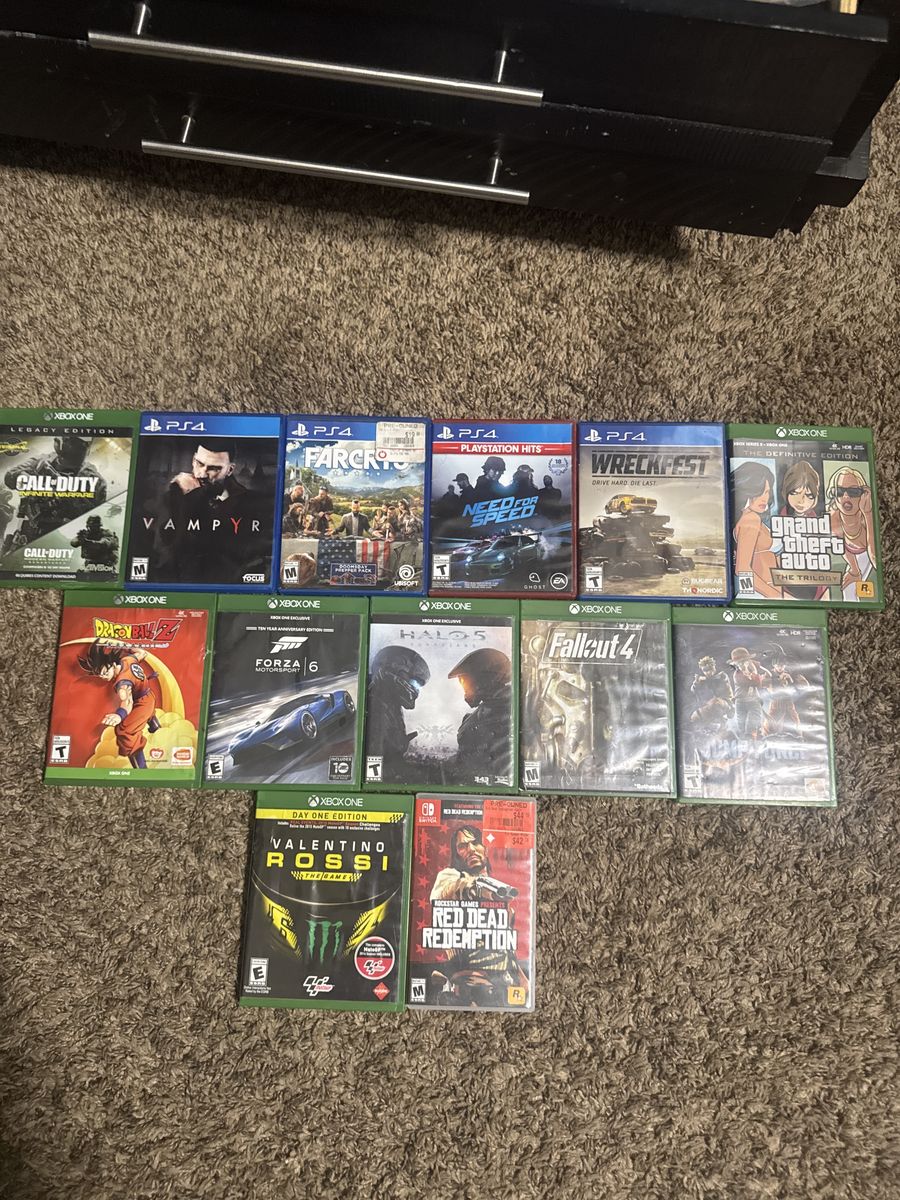 8 XBOX games and 1 NINTENDO game also 4 PS4 games