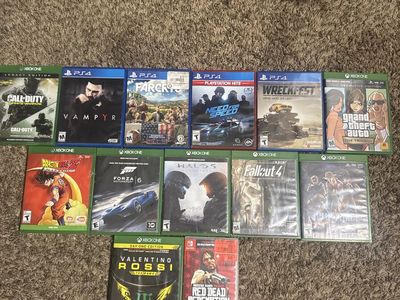 8 XBOX games and 1 NINTENDO game also 4 PS4 games