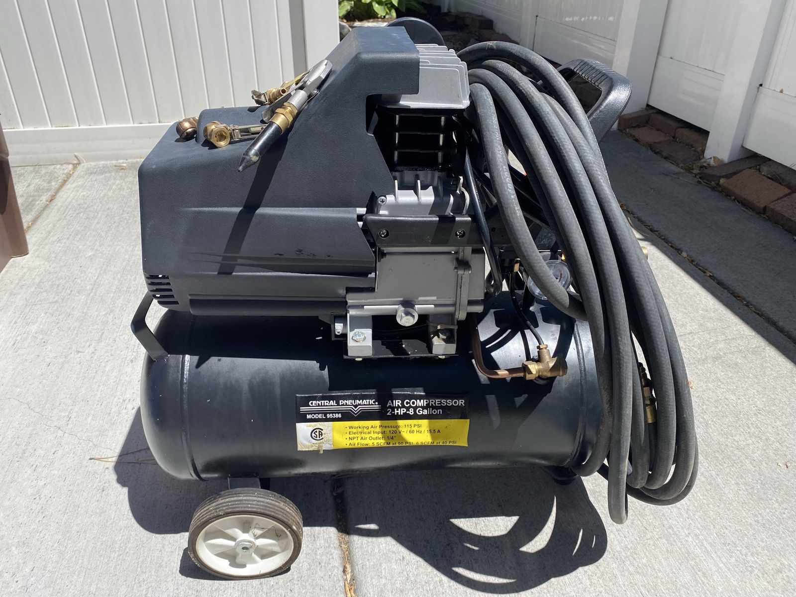 Central Pneumatic 95386 Air Compressor - 2 HP, 8 Gallon, 115 PSI