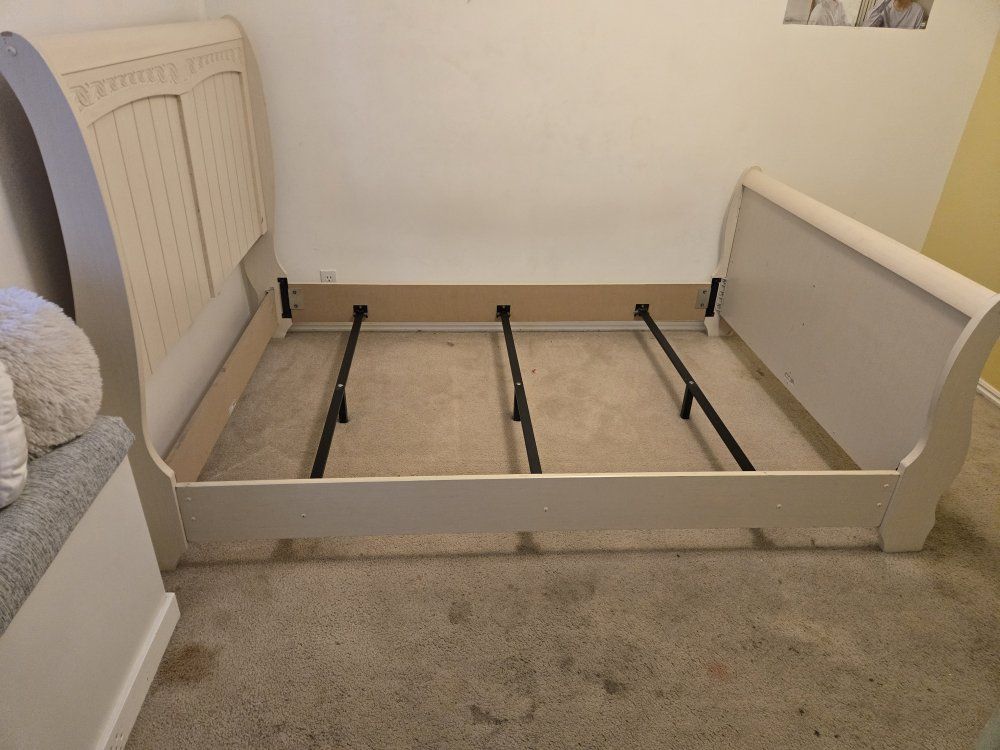 Sleigh Bed Full Size