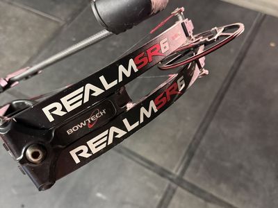 Bowtech Realm SR6