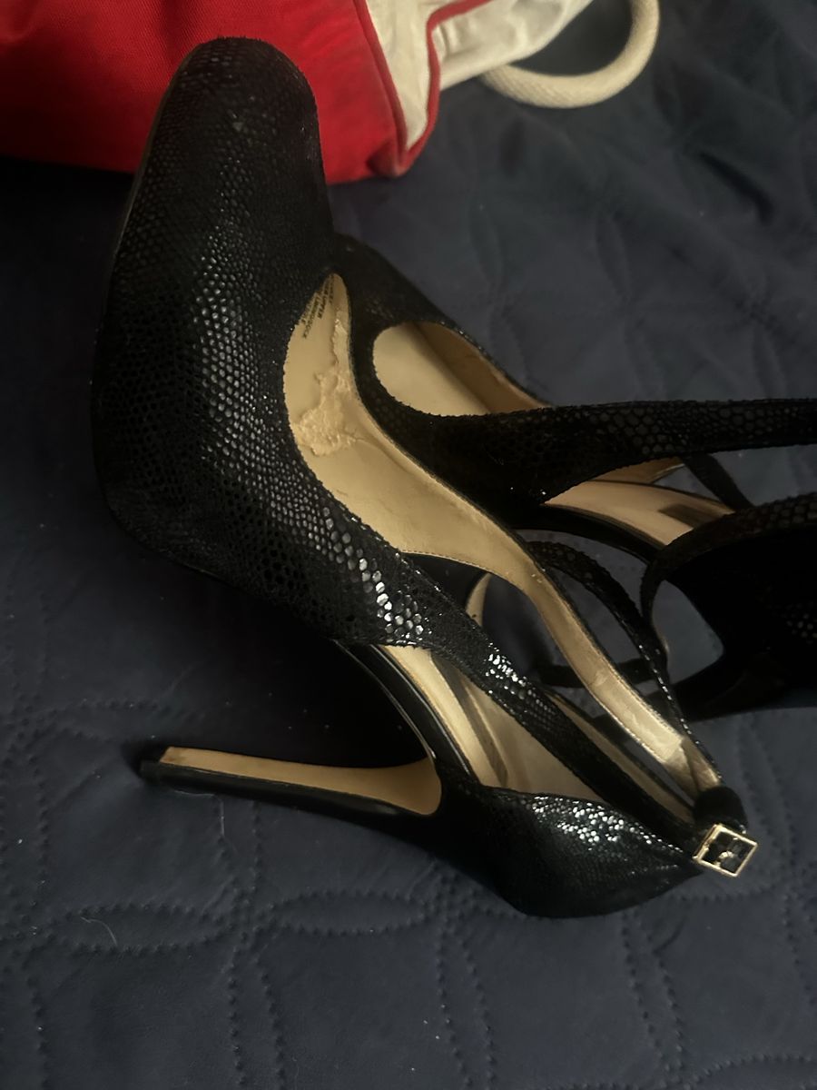 Black high heels size 10