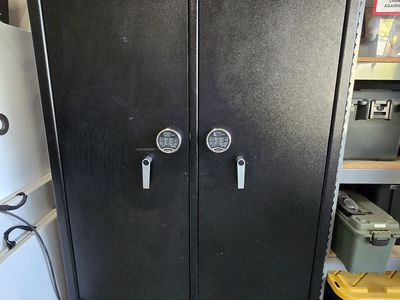 Large Double Door Gun/Ammo Safe