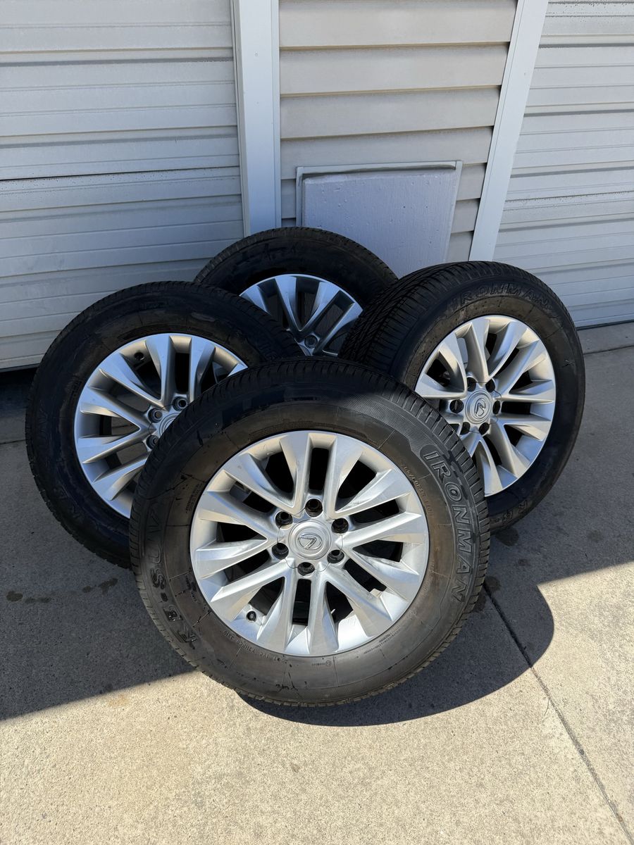 Lexus or Toyota 265/60R18