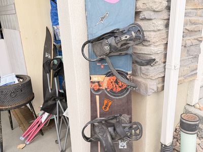 153 cm K2 Wide Snowboard + Burton Bindings Men’s