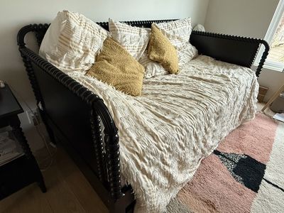 Daybed with Trundle