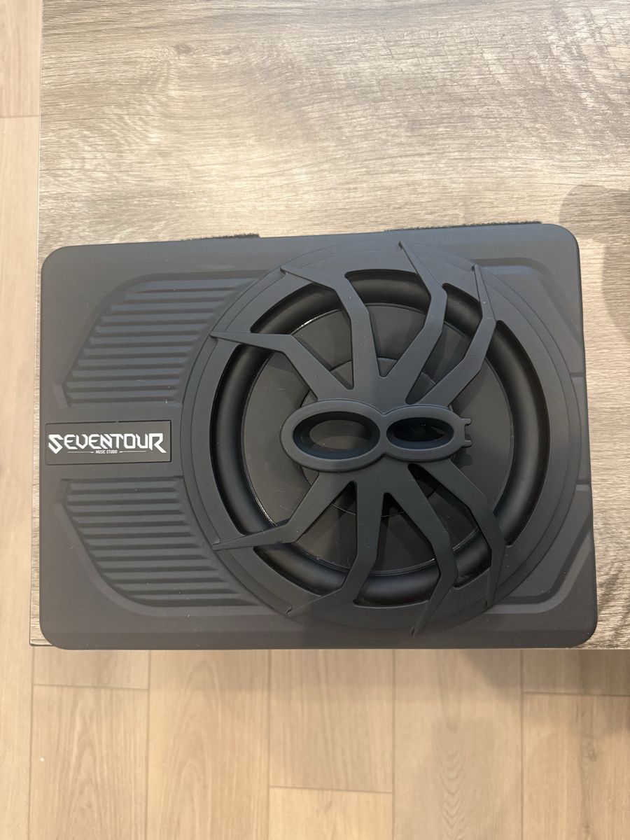 All in one speaker system 