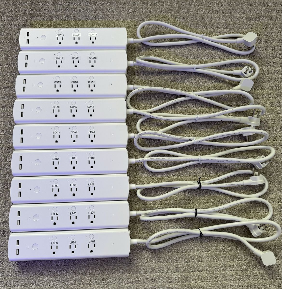 Amazon Basics Smart Plug Power Strip/Surge Protector 3-Outlet Alexa Control