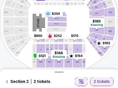 Stadium of Fire Brad Paisley 2 Seats Sec 36 Row 3 Lower Lever Cougar Club
Stadium Chairs closest seats to the stage!