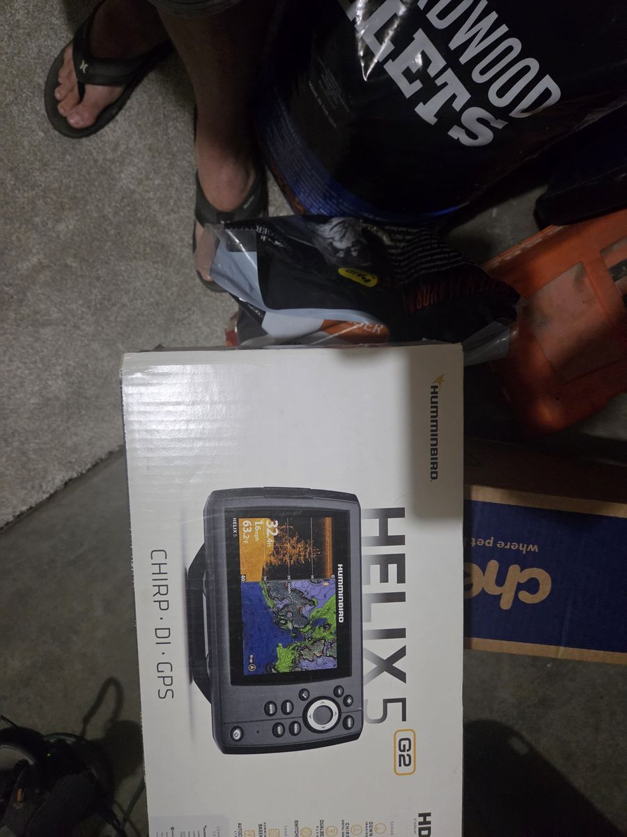 Helix 5 Fish Finder Gps