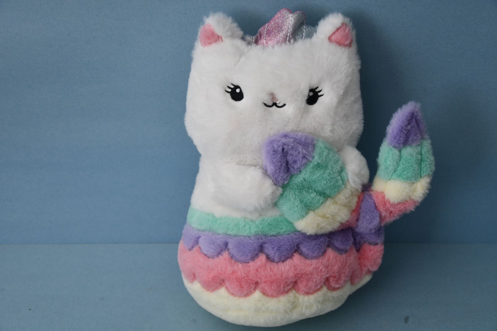 "MERMAID" CAT STUFFED ANIMAL ~ FAO SCHWARTZ ~ LIGHTS & WATER SOUND ~ HEIGHT 11" ~ CUTE & CLEAN!
