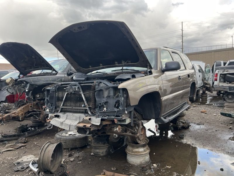 2004 Chevrolet Tahoe Parts