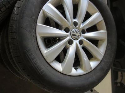 2012-2019 VW Volkswagen Beetle Bug Wheels Set 215/60R16 asking $650
