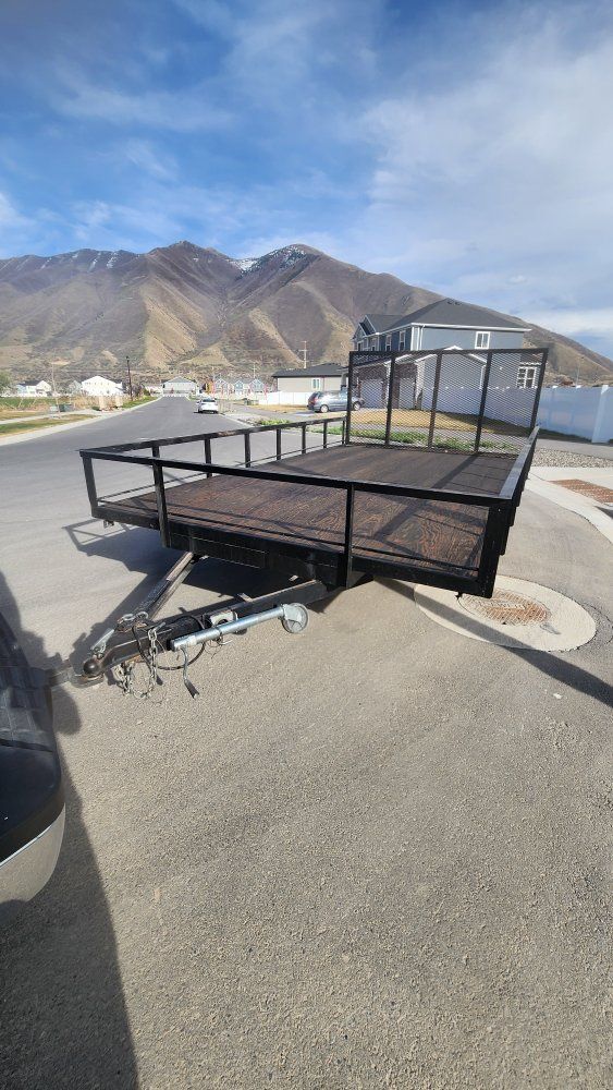 8x14 tandem axle trailer ultra light w/ brakes