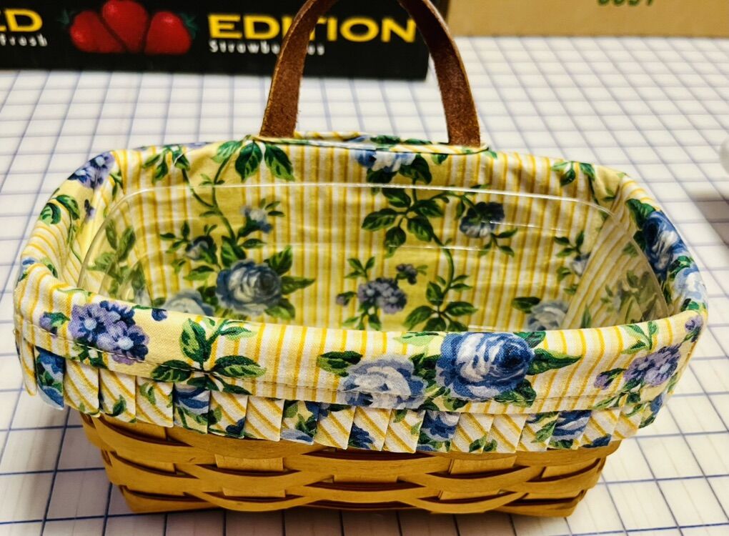 10 Fabric Lined Longebauer wicker Baskets