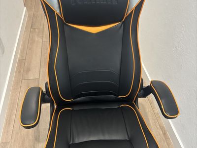 RESPAWN by OFM OMEGA-03 Gaming Chair
