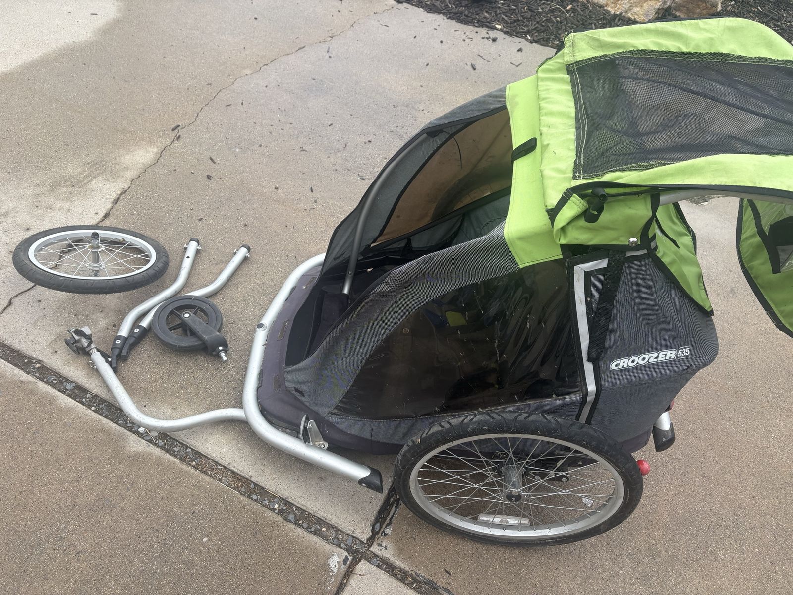 Croozer 2 kid bike trailer