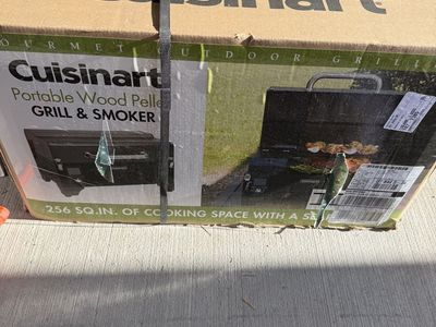 Cuisinart grill and smoker