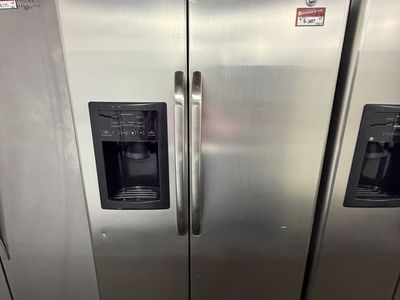 BEST SAVINGS! GE SIDE BY SIDE FRIDGE W-WARRANTY