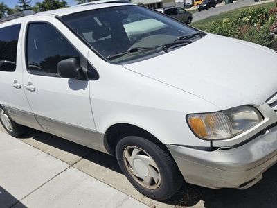 2002 Toyota Sienna