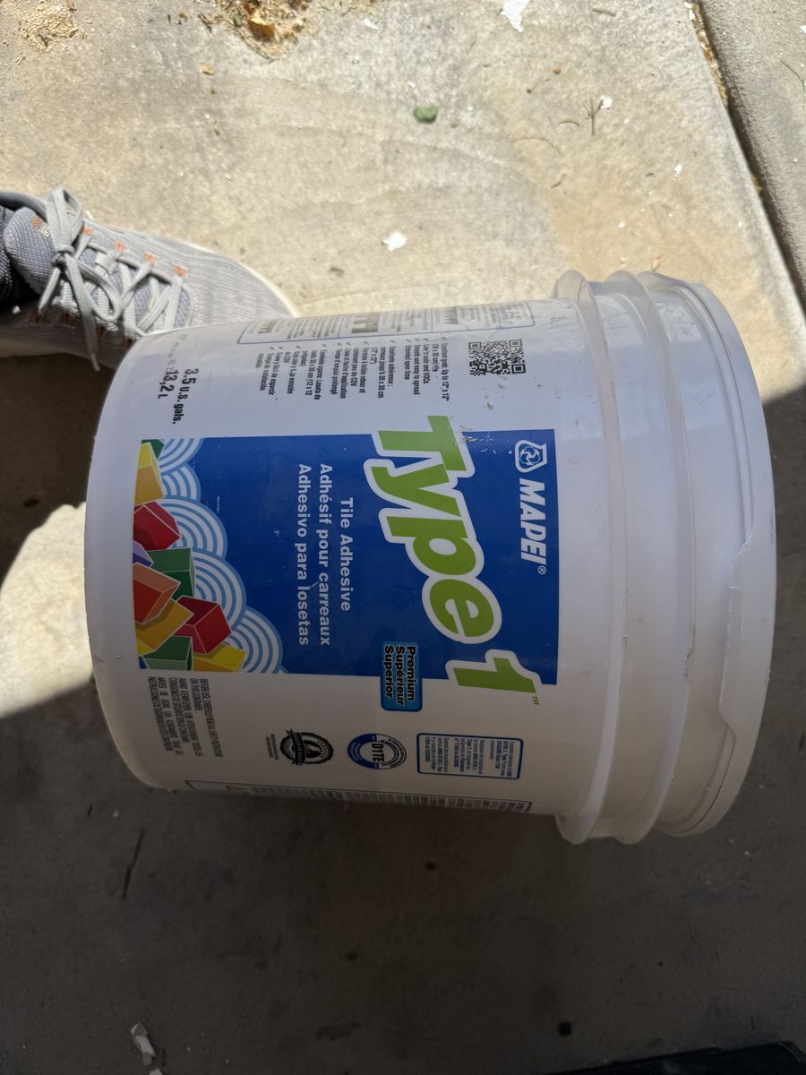 Mastic, Type 1 Tile adhesive