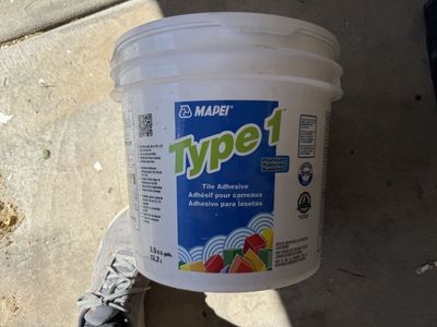 Mastic, Type 1 Tile adhesive