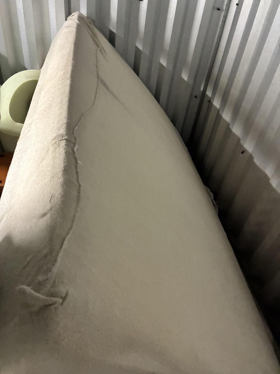 Full size Memory foam mattress. Good condition