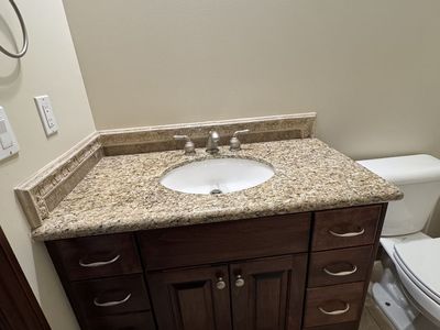 Bathroom vanity