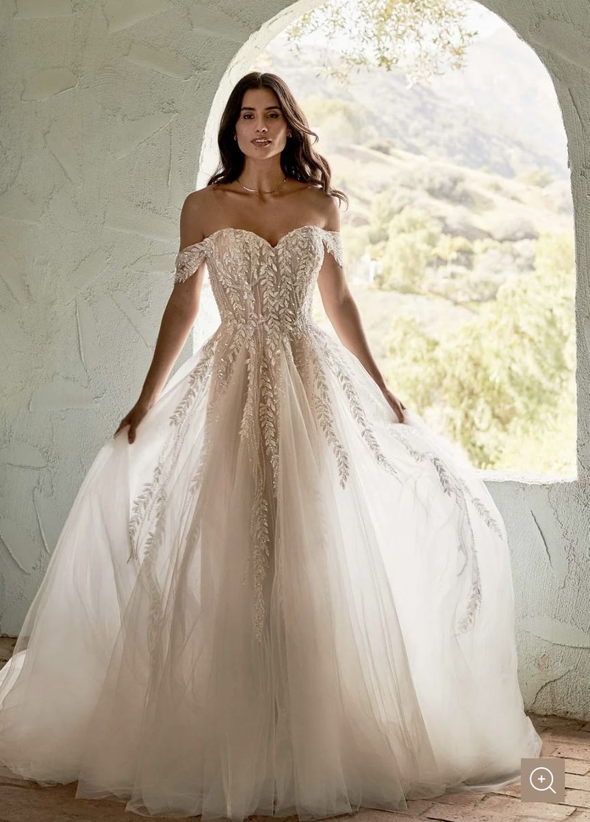 NWT Madison James Allure Wedding Dress Size 22