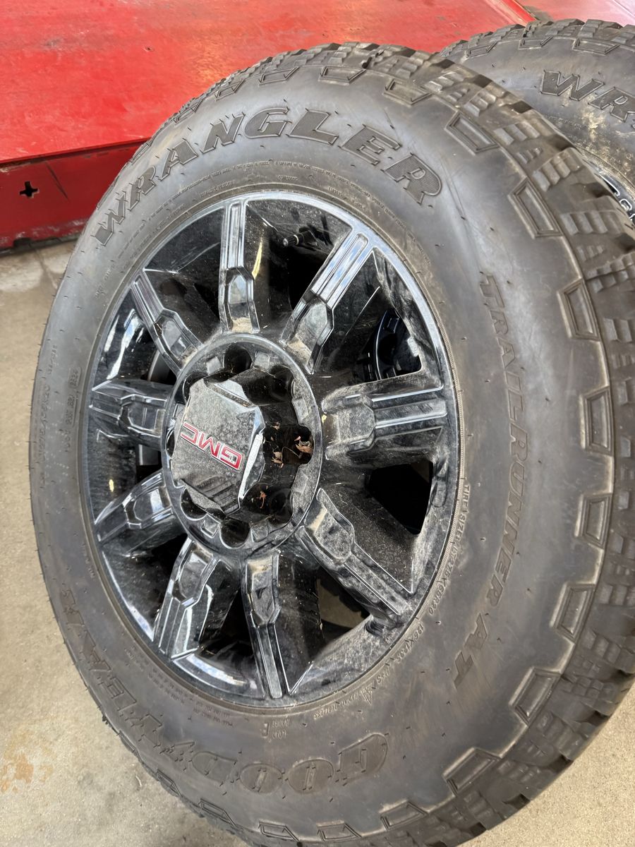 GMC Factory 20 inch Wheels with Goodyear Wrangler TrailRunner AT Tires