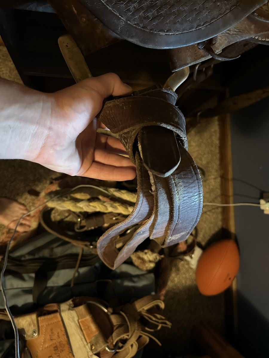 Bronc saddle