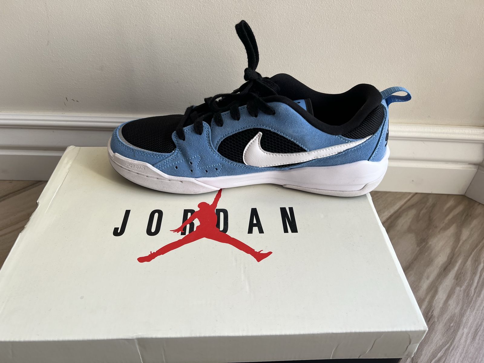 Jordan CMFT Era Blue, Black & White Sneakers - Size 9.5 mens