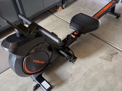 Yosuda Magnetic Rowing Machine - Excellent Condition Fitness Equipment