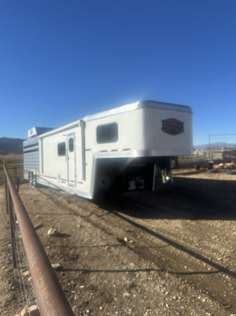 2025 Logan Coach LQ  812 Bullseye Stock