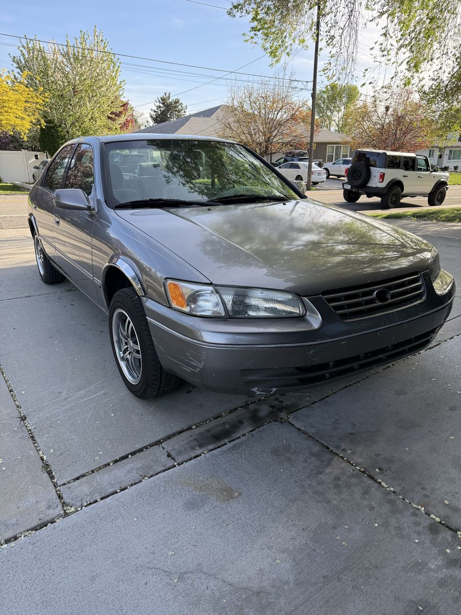 1997 Toyota Camry LE