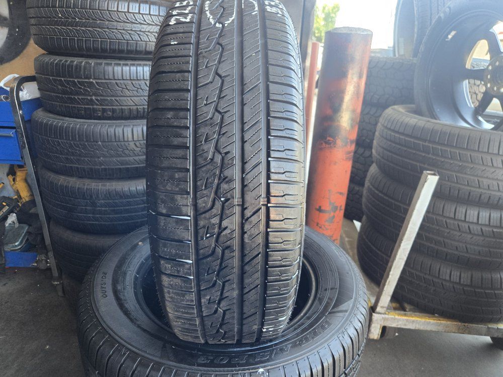 SET 225/65R17 SUMITOMO HTR A/S PO3