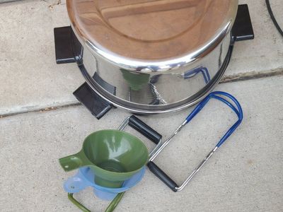 Steamer Canning Pot with Funnels and Jar Lifters Used Kitchen Equipment