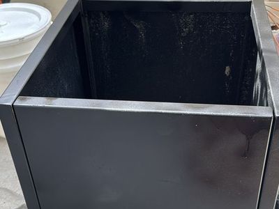Planter box