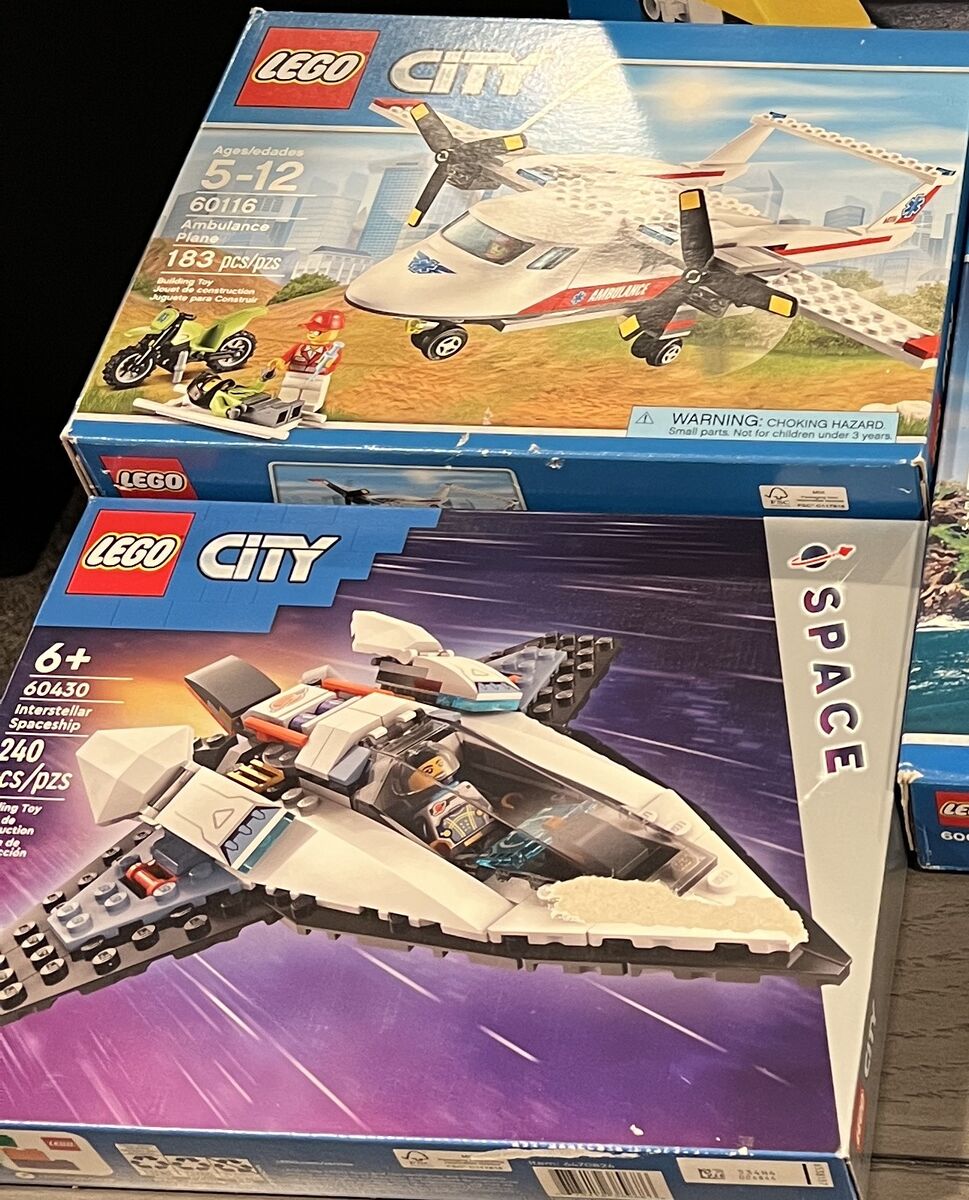 2 Lego planes: 60430 Interstellar Spaceship and 60116 Ambulance Plane