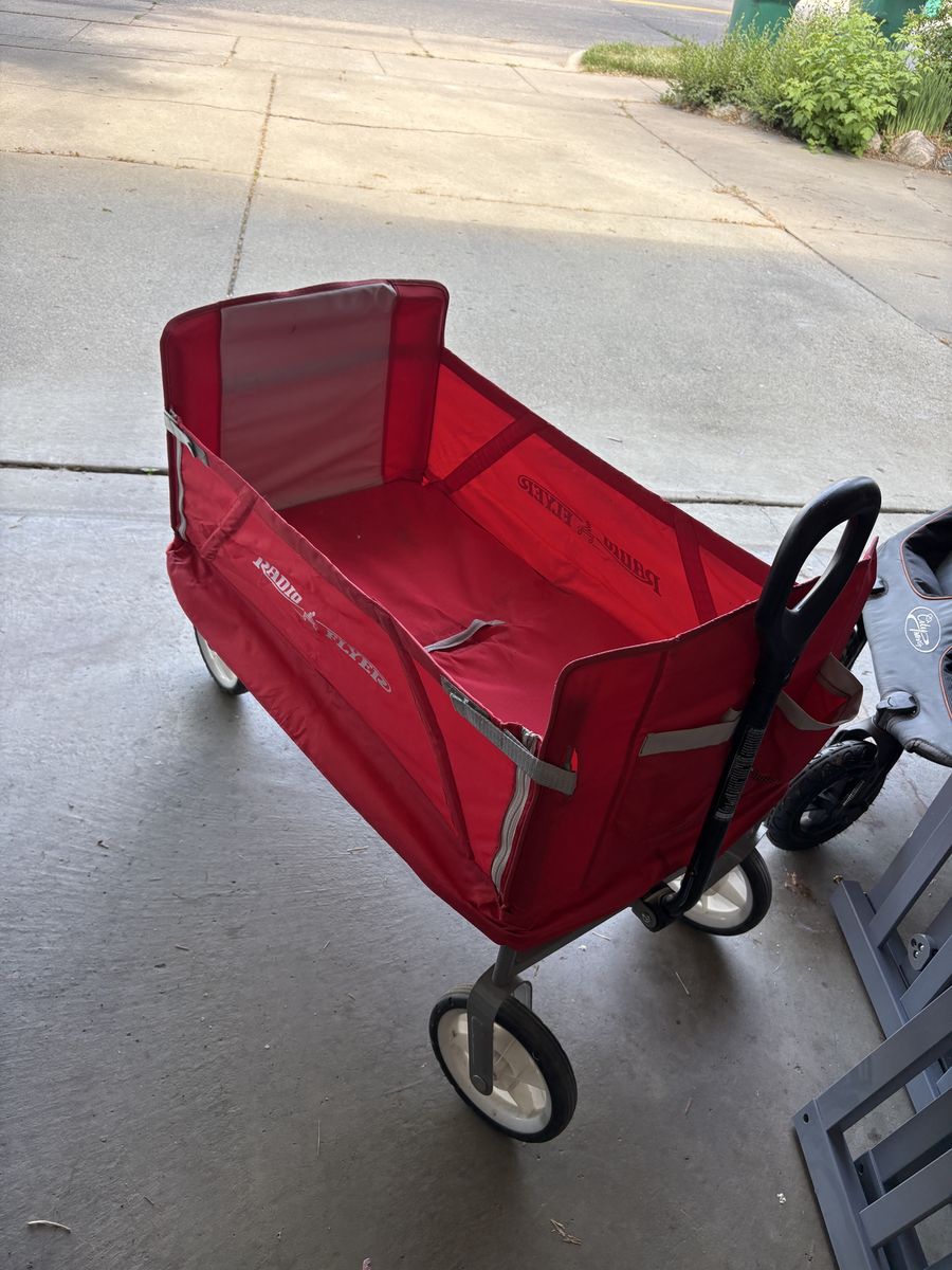 Radio Flyer wagon