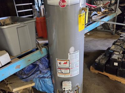 Like new Rheem water heater