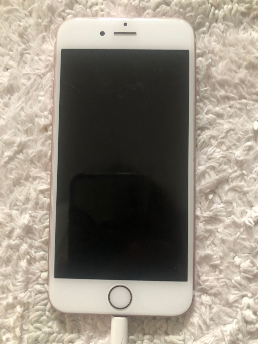 iphones 6S, 8, and x