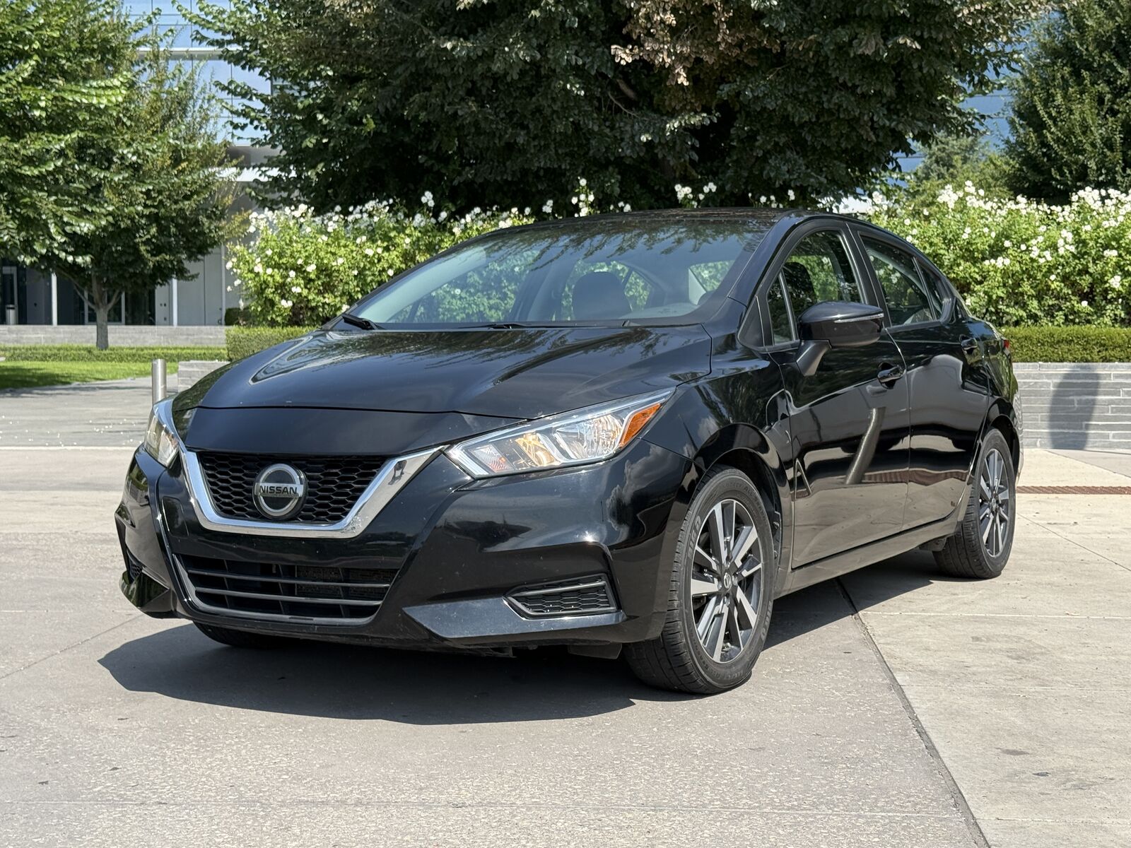 2021 NISSAN VERSA SV