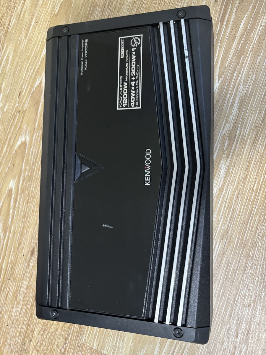Main image 3