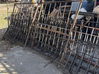 Rod Iron Fencing